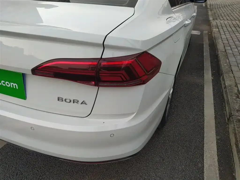Volkswagen Bora 2021 из CN, фото 8