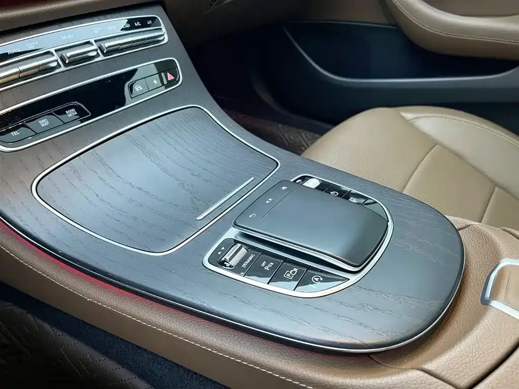 Mercedes-Benz E-Class 2021 из CN, фото 9