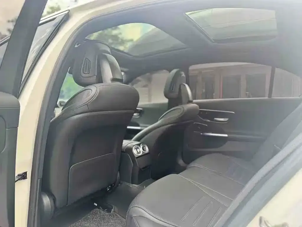 Mercedes-Benz C-Class 2023 из CN, фото 2