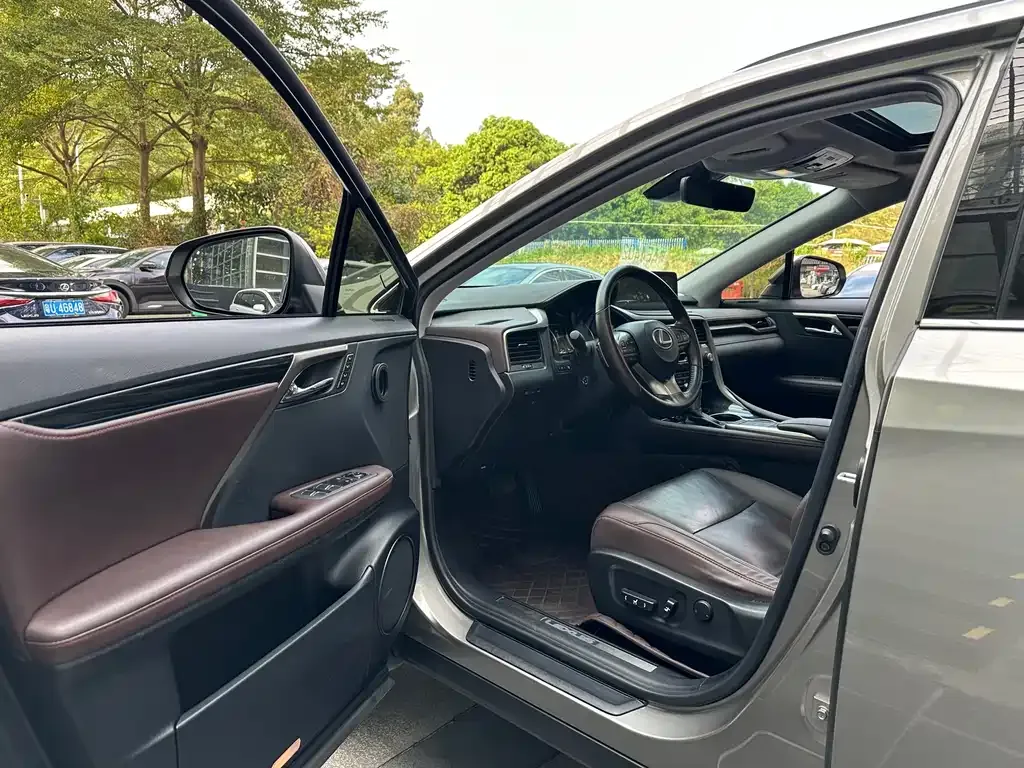 Lexus RX 2022 из CN, фото 3