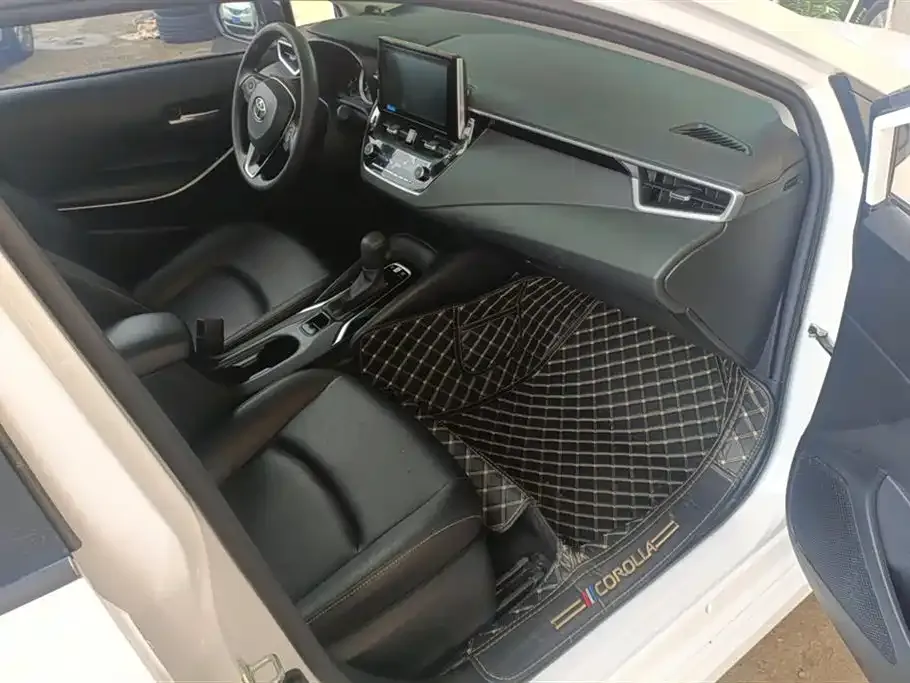 Toyota Corolla 2021 из CN, фото 2