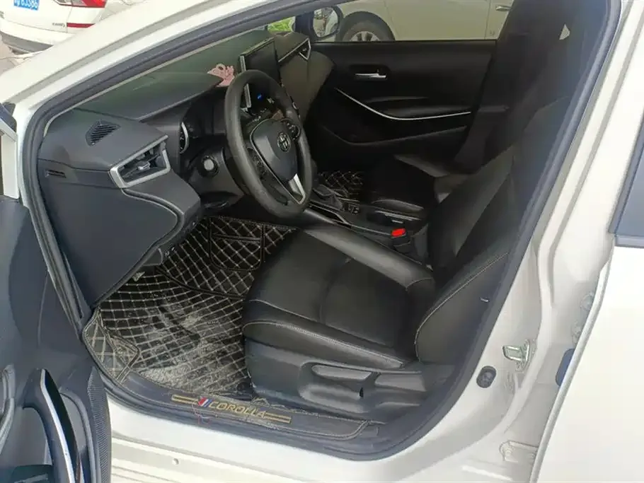 Toyota Corolla 2021 из CN, фото 5