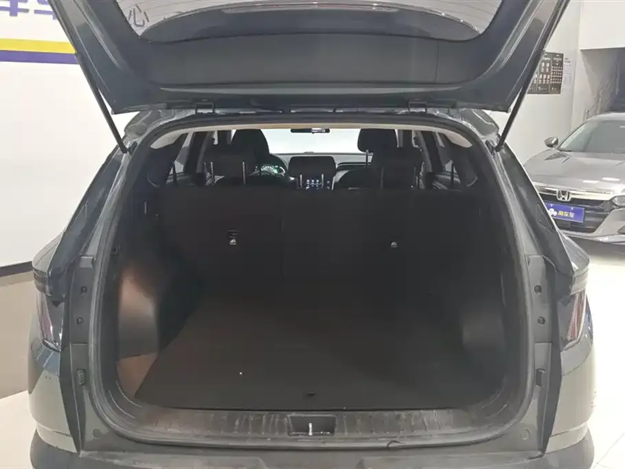 Hyundai Tucson 2022 из CN, фото 8