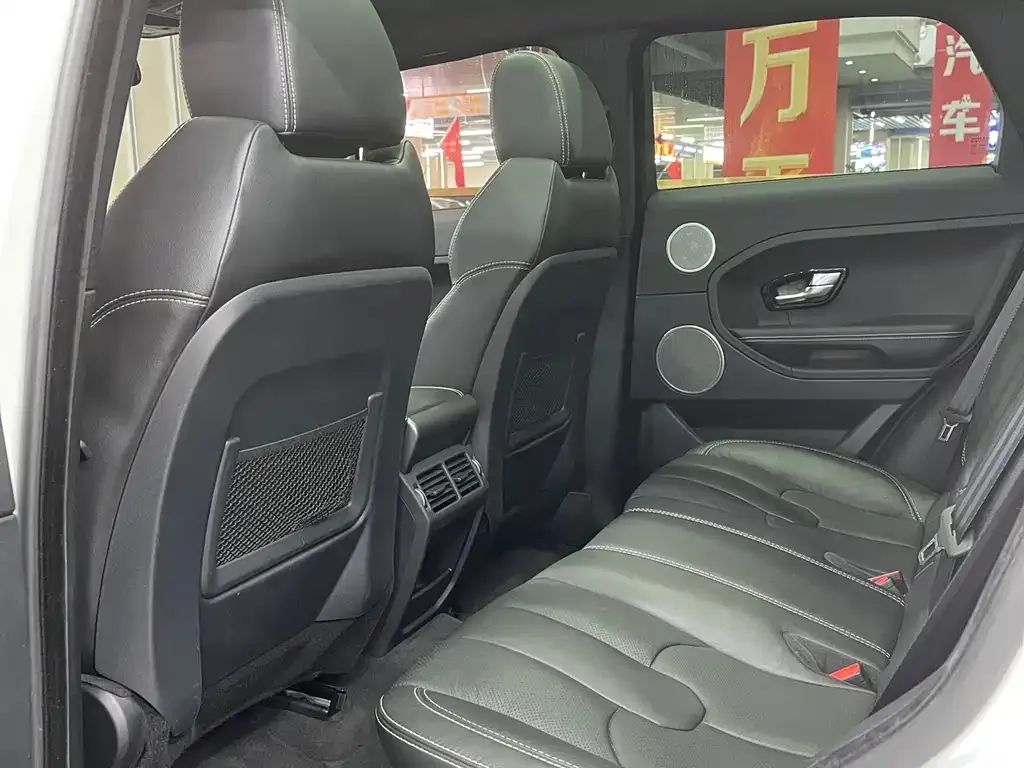 Land Rover Evoque — фото 8