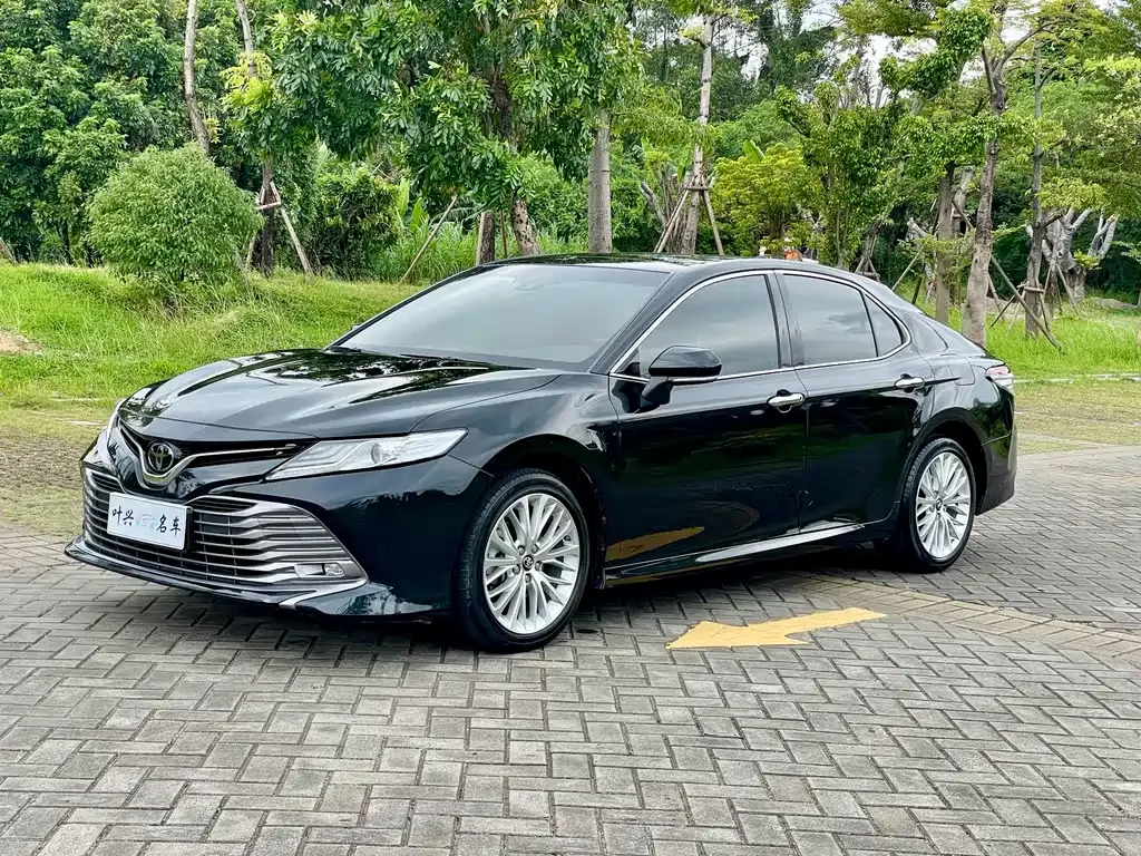 Toyota Camry 2021 из CN, фото 1