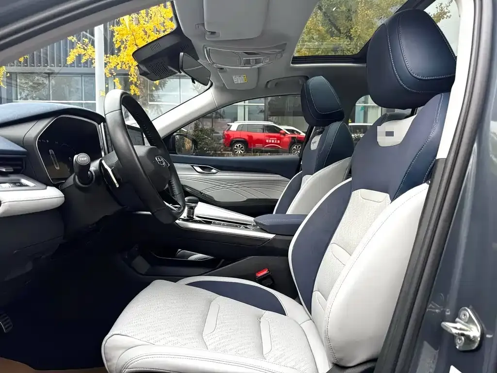 Geely Xingrui 2022 из CN, фото 2