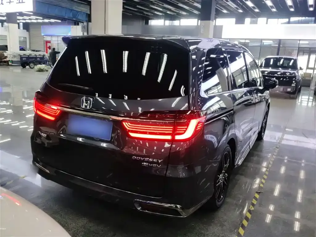 Honda Odyssey 2022 из CN, фото 4