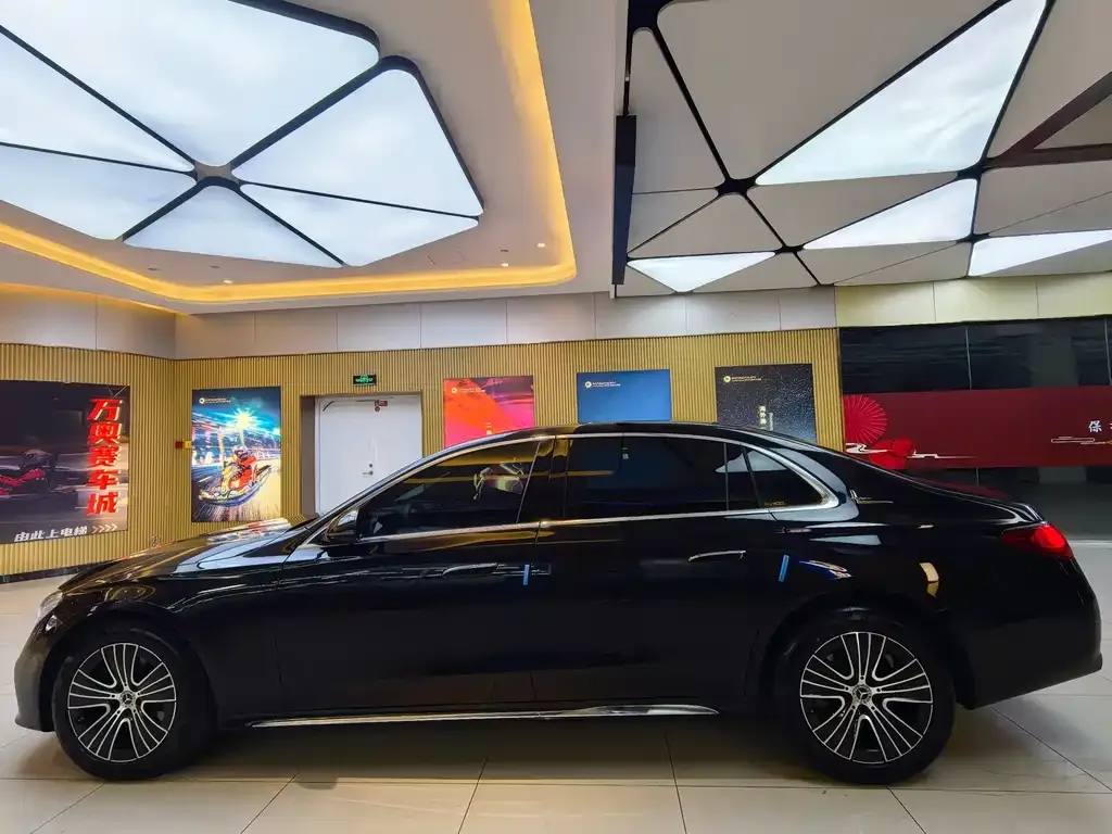 Mercedes-Benz E-Class 2024 из CN, фото 6