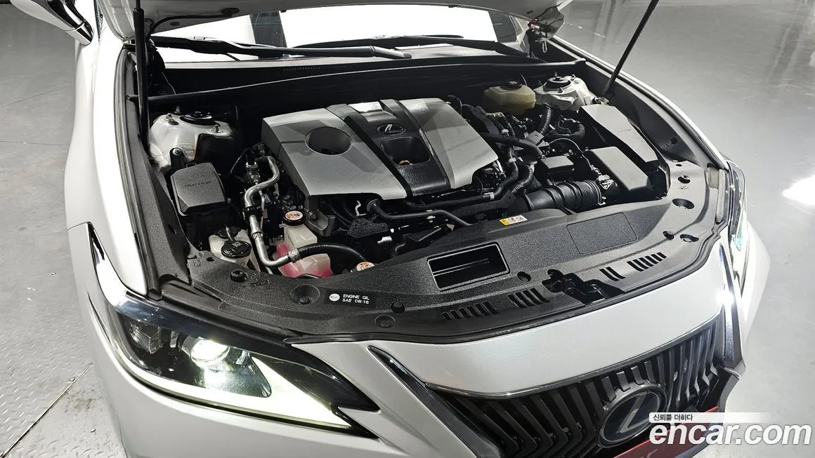 Lexus ES 2021 из KR, фото 8