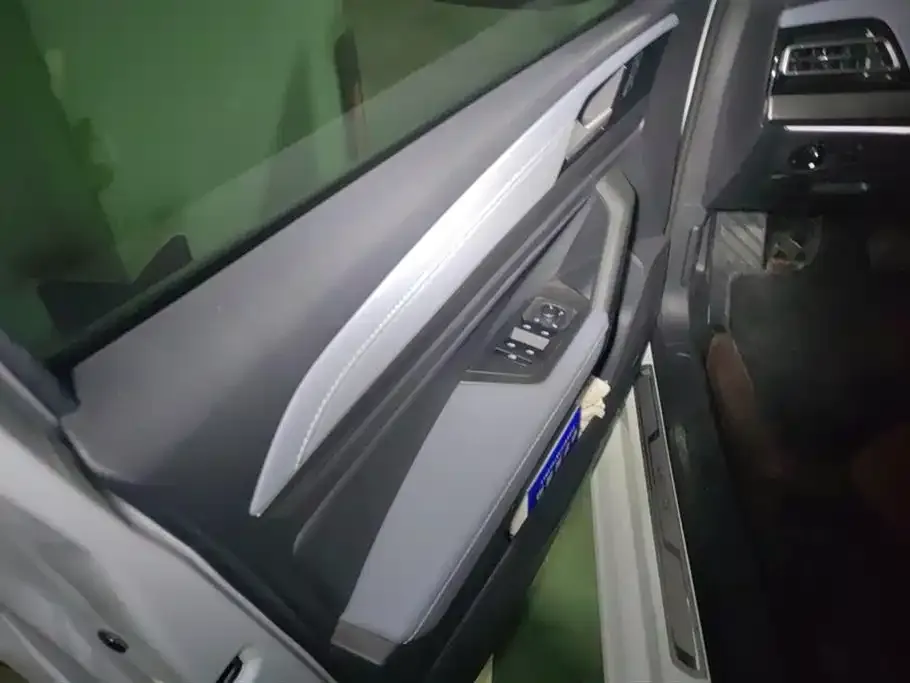 Volkswagen Lavida 2023 из CN, фото 8