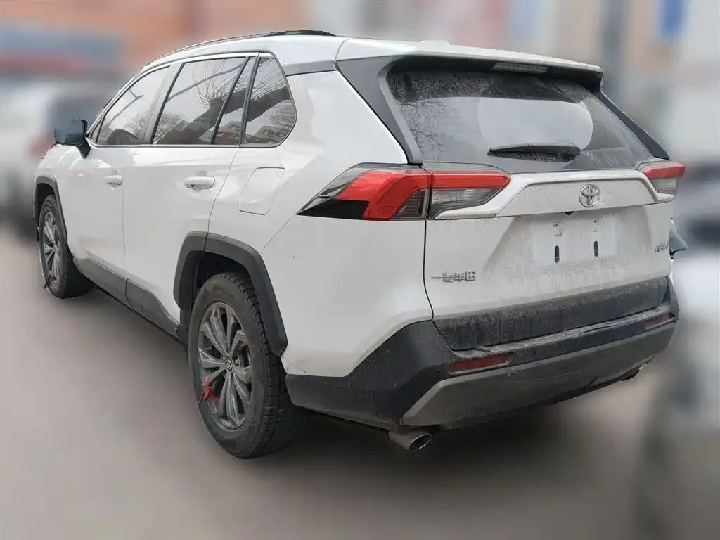 Toyota RAV4 2024 из CN, фото 8