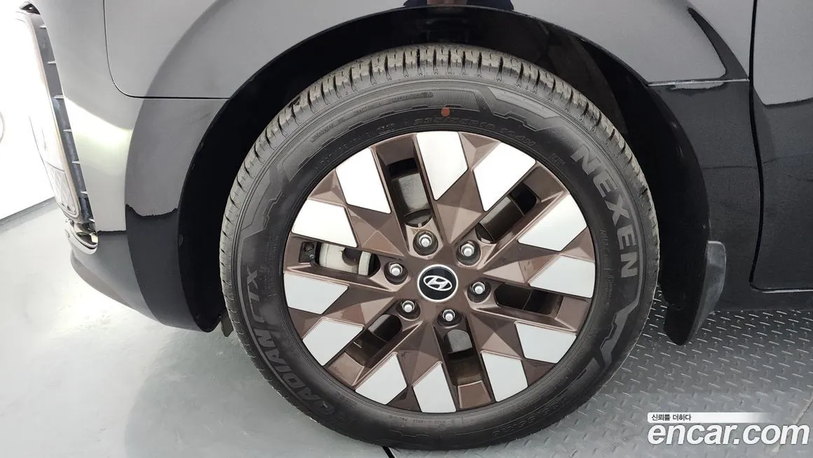 Hyundai Staria — фото 10