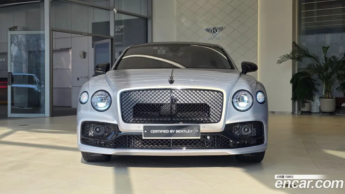 Bentley Flying Spur 2024 из KR, фото 5