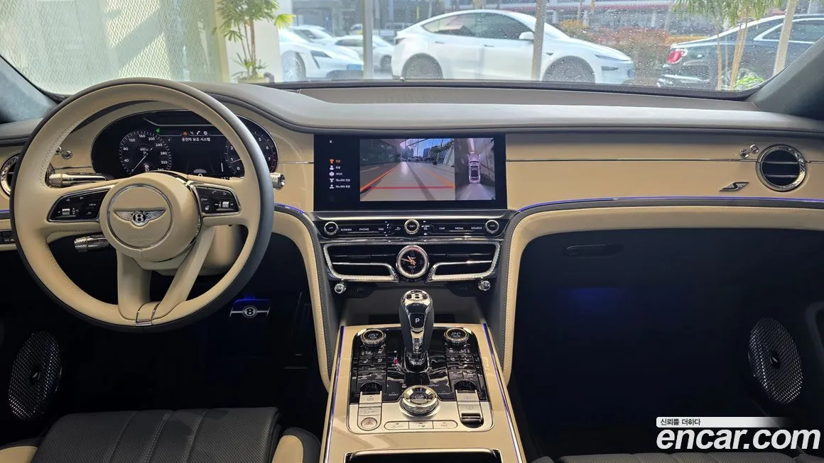 Bentley Flying Spur 2024 из KR, фото 8