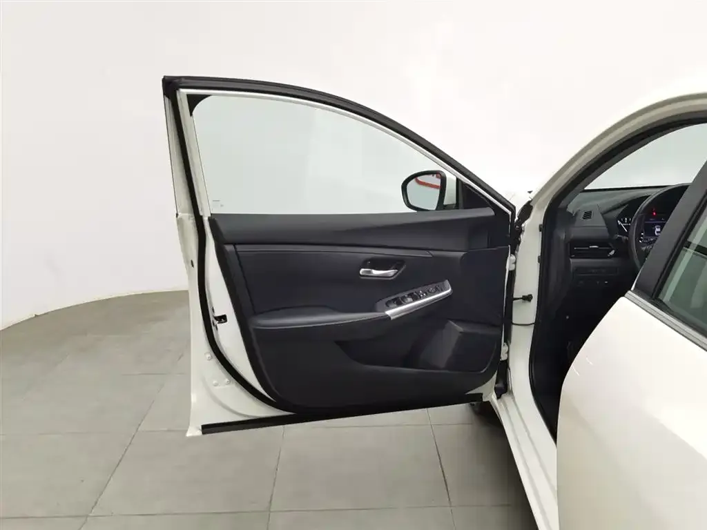 Nissan Sylphy 2022 из CN, фото 8