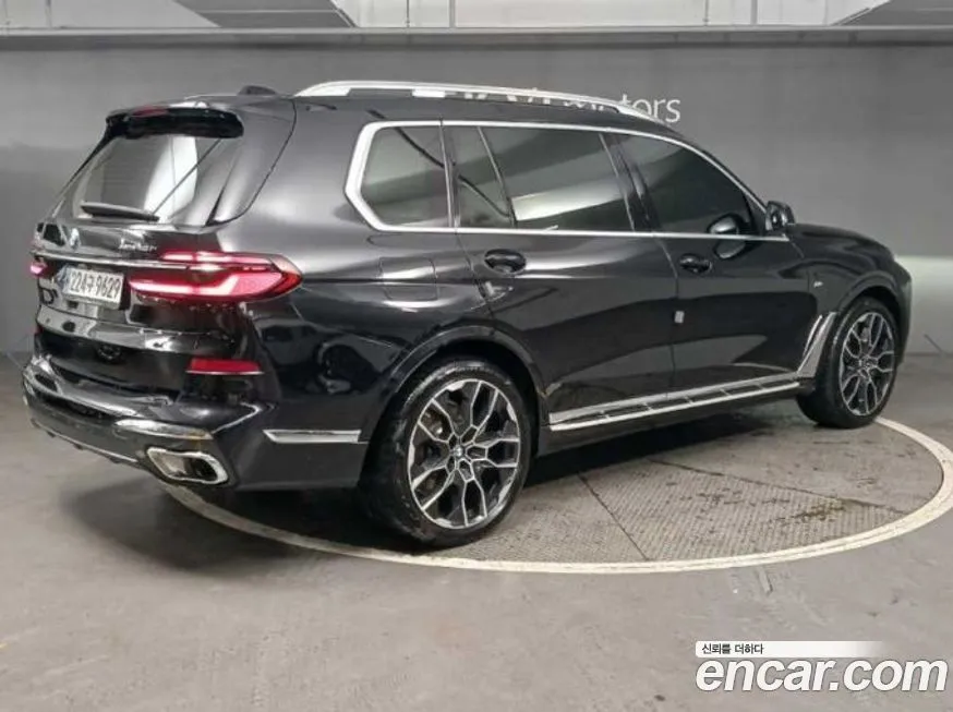 BMW X7 — фото 4