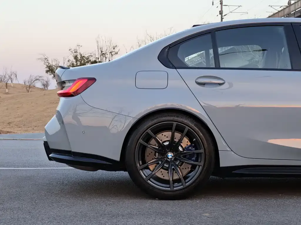BMW M3 2025 из CN, фото 5
