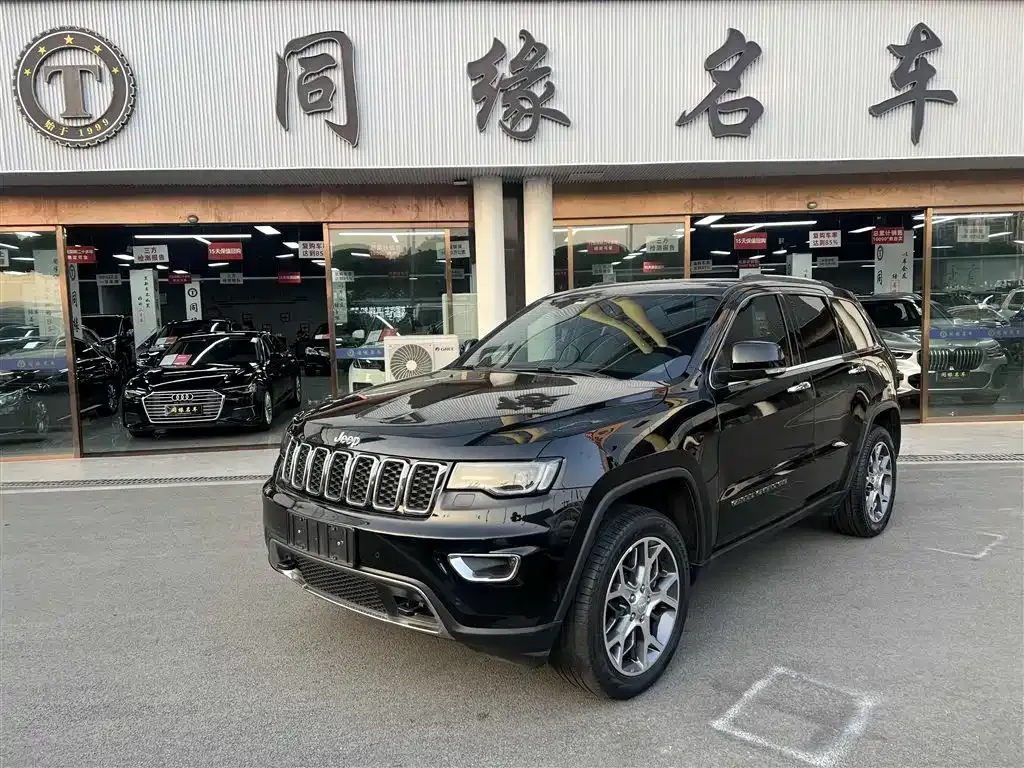 Jeep Grand Cherokee (Import) — фото 1
