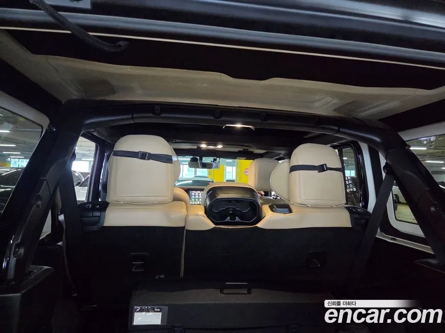 Jeep Wrangler 2021 из KR, фото 9
