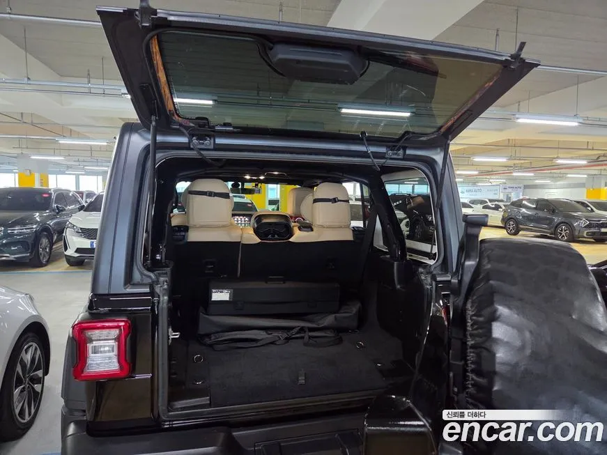 Jeep Wrangler 2021 из KR, фото 3