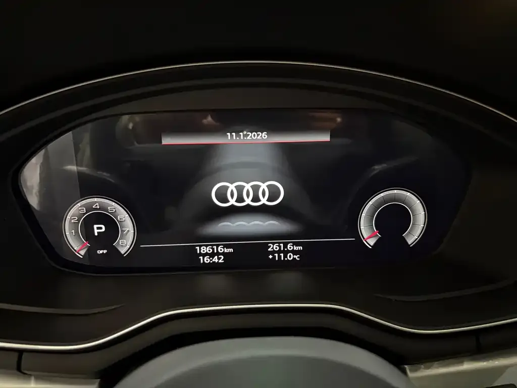 Audi A4L 2024 из CN, фото 3
