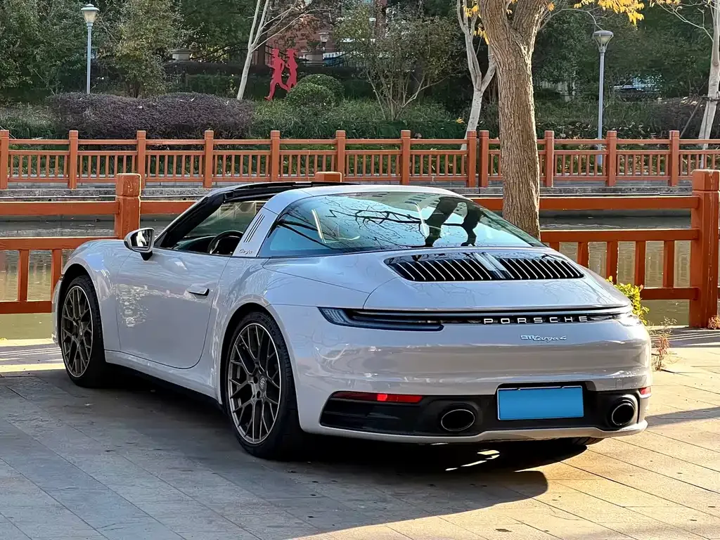 Porsche 911 2022 из CN, фото 7
