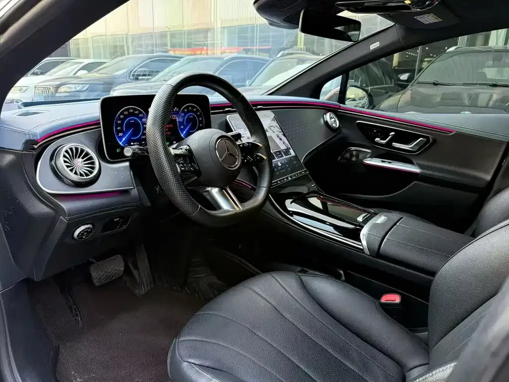 Mercedes-Benz EQE 2023 из CN, фото 6