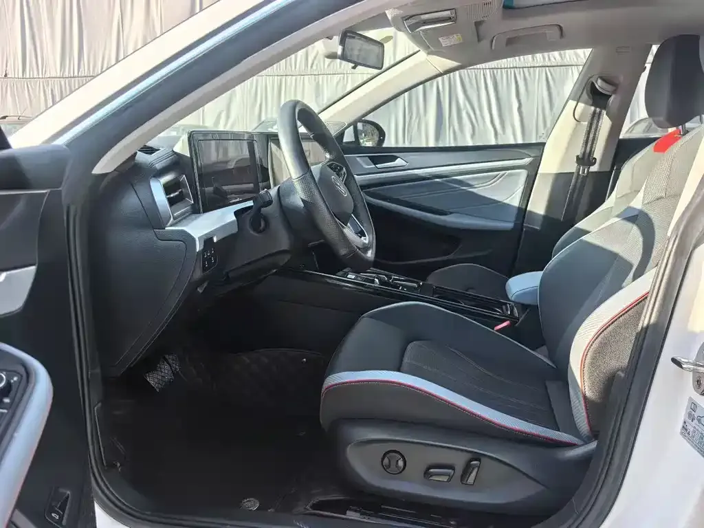 Volkswagen Lamando 2022 из CN, фото 6