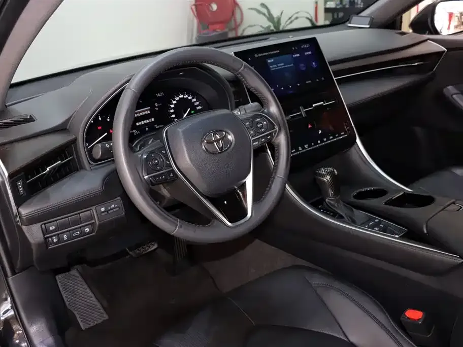 Toyota Avalon 2022 из CN, фото 2