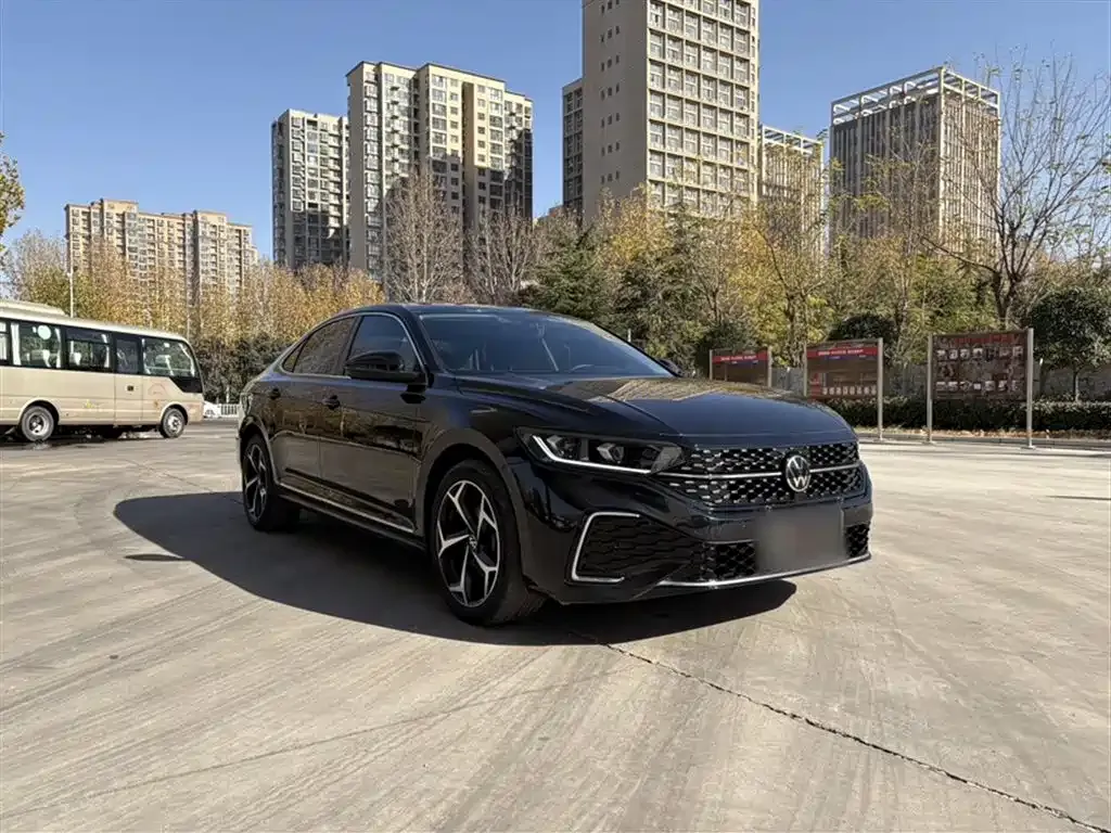 Volkswagen Passat 2024 из CN, фото 8