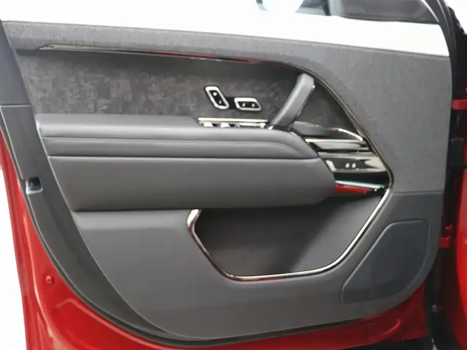 Land Rover Sport PHEV 2024 из CN, фото 10