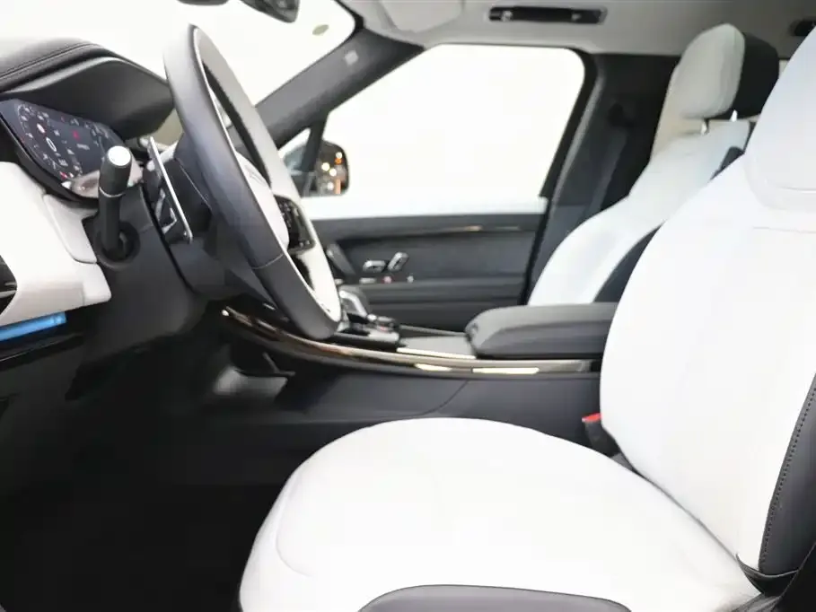 Land Rover Sport PHEV 2024 из CN, фото 5