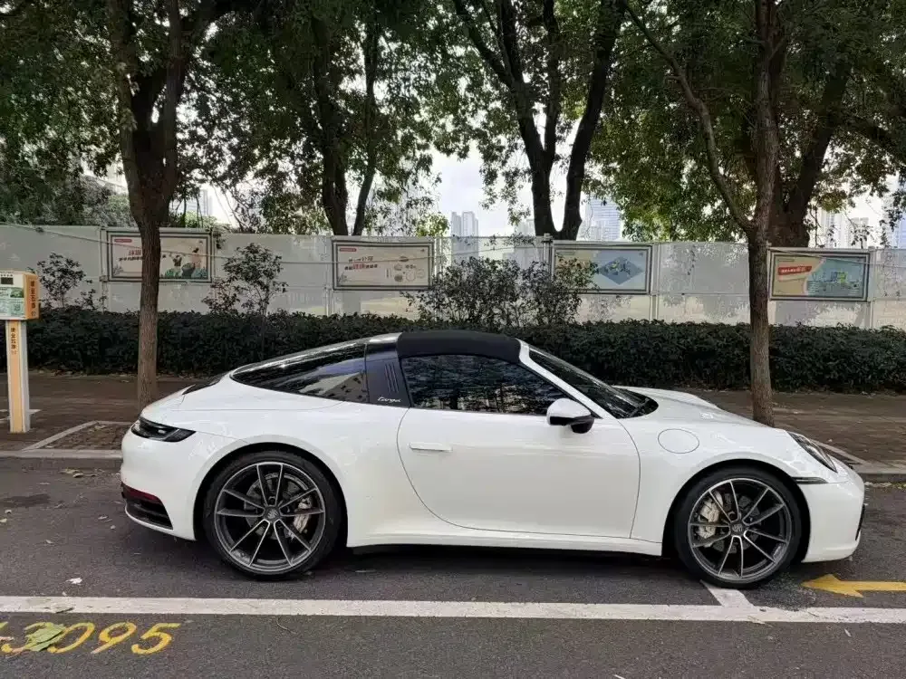 Porsche 911 2022 из CN, фото 7