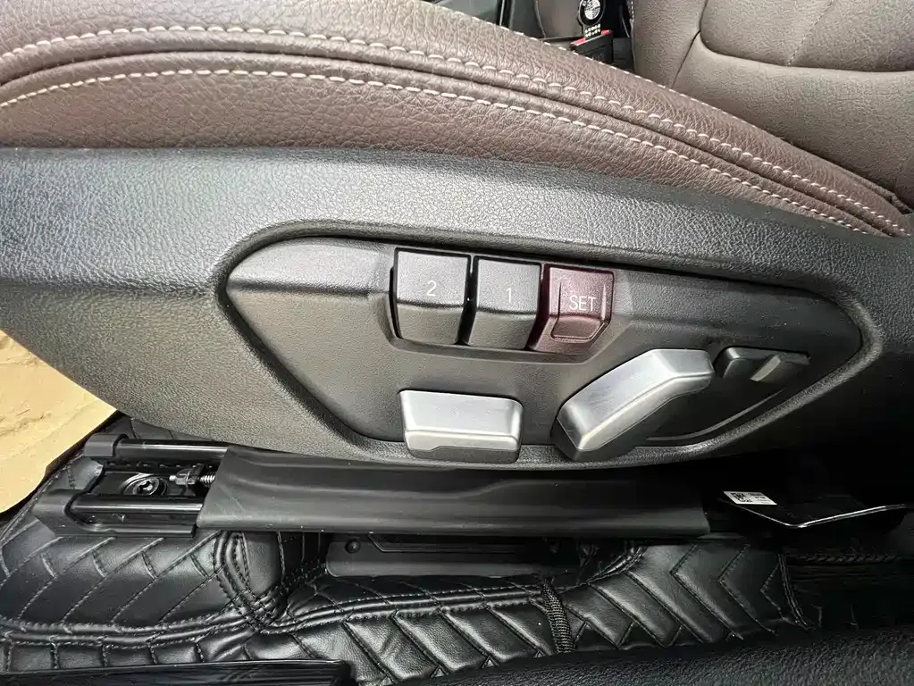 BMW X1 2021 из CN, фото 3