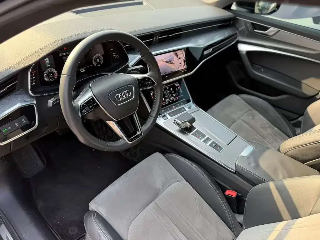 Audi A6L — фото 4