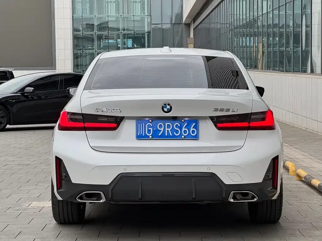 BMW 3 Series 2024 из CN, фото 5