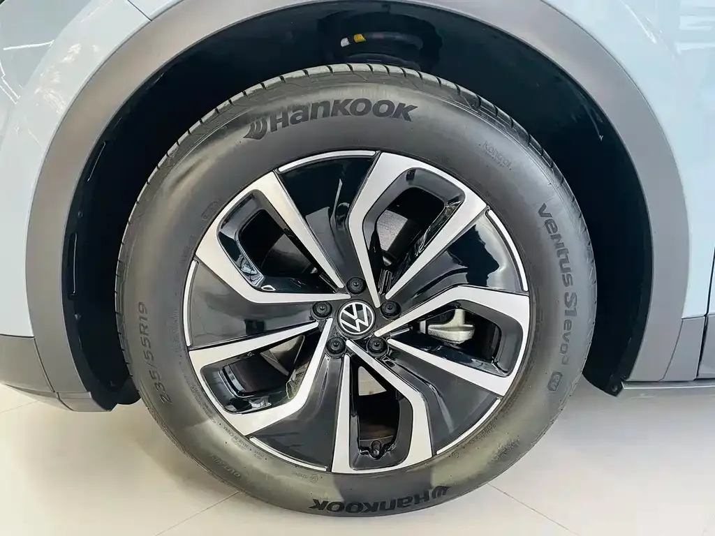 Volkswagen ID.4 X 2023 из CN, фото 9