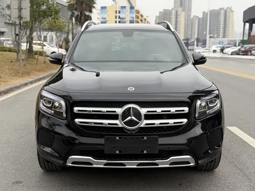 Mercedes-Benz GLB — фото 5