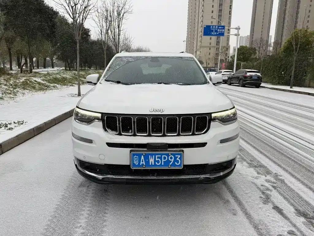 Jeep Grand Commander 2022 из CN, фото 2