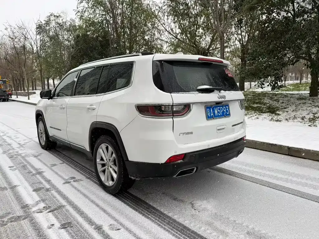 Jeep Grand Commander 2022 из CN, фото 7