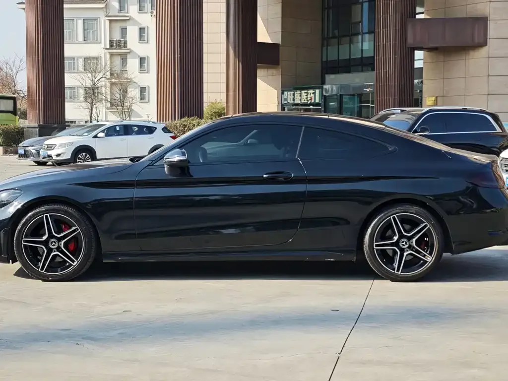 Mercedes-Benz C-Class (Import) — фото 2