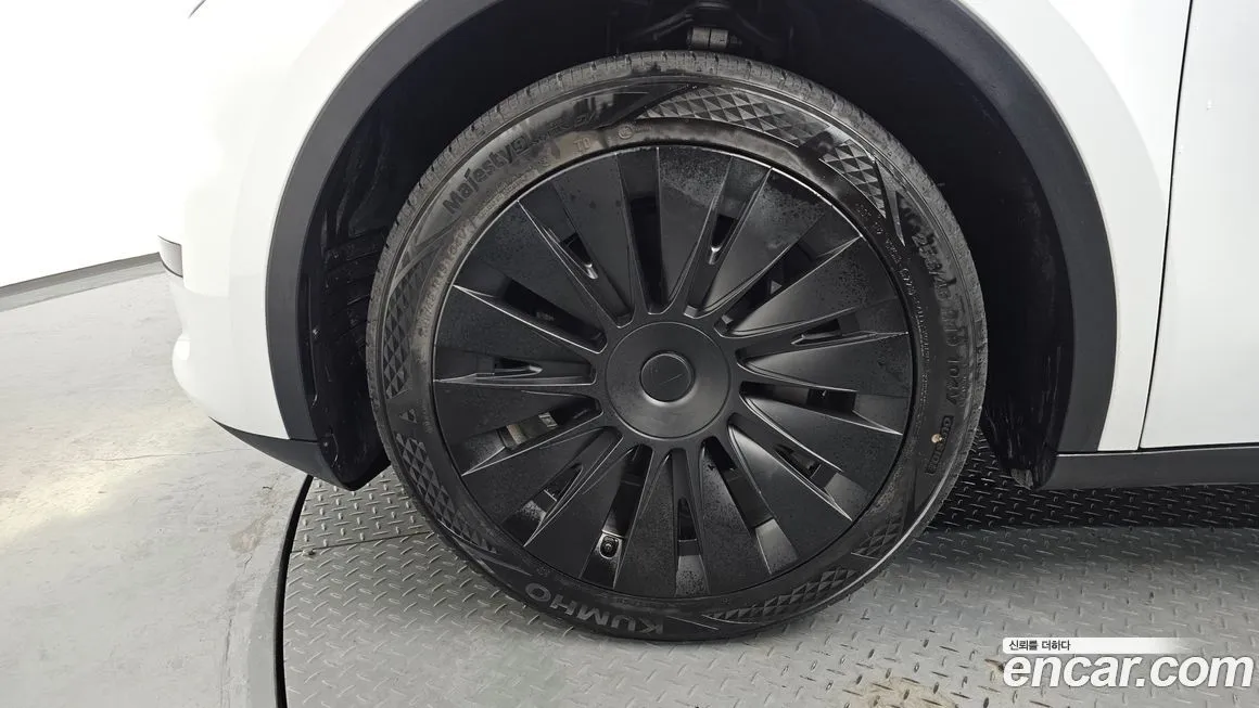Tesla Model Y 2024 из KR, фото 9