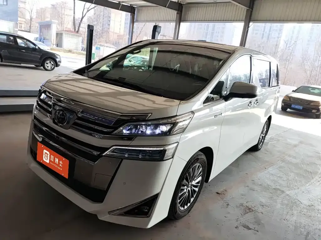 Toyota Vellfire 2021 из CN, фото 1