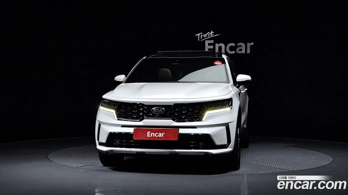 Kia Sorento — фото 5