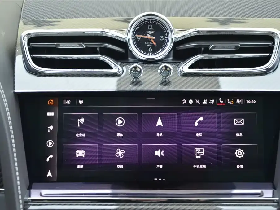 Bentley Bentayga PHEV 2024 из CN, фото 9