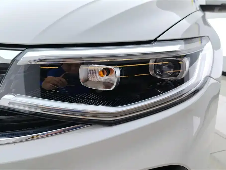 Volkswagen Bora 2024 из CN, фото 8