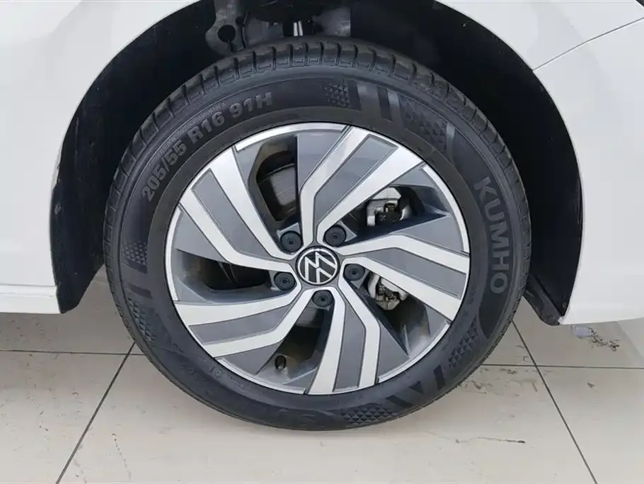 Volkswagen Bora 2024 из CN, фото 2