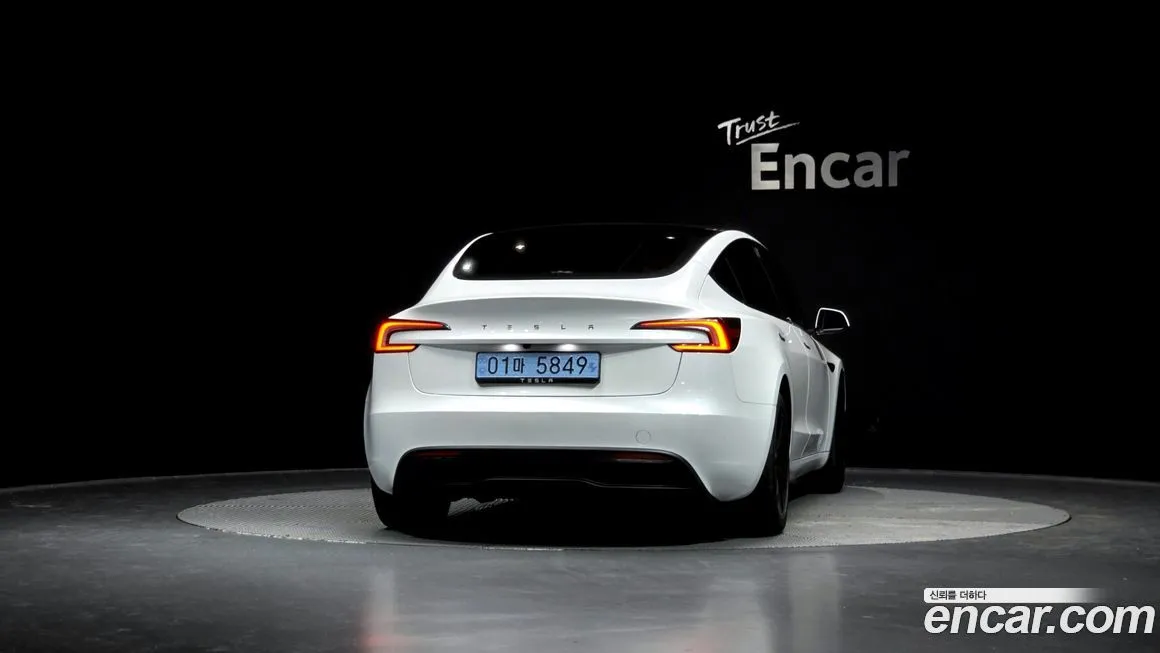 Tesla Model 3 2025 из KR, фото 4