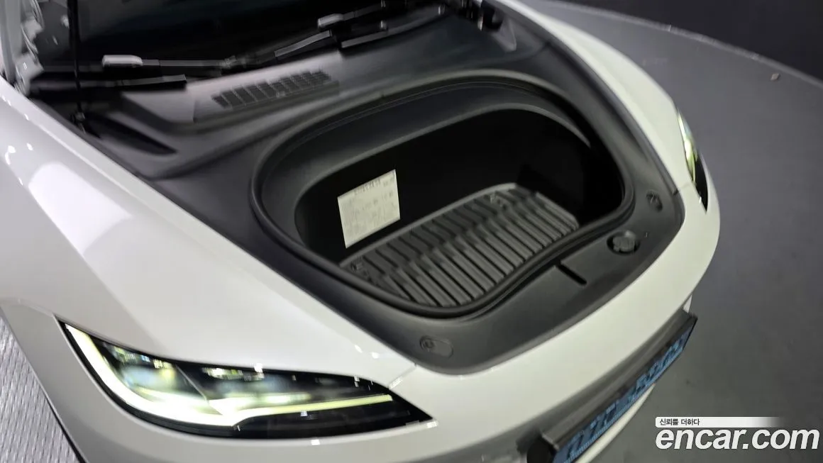 Tesla Model 3 2025 из KR, фото 10