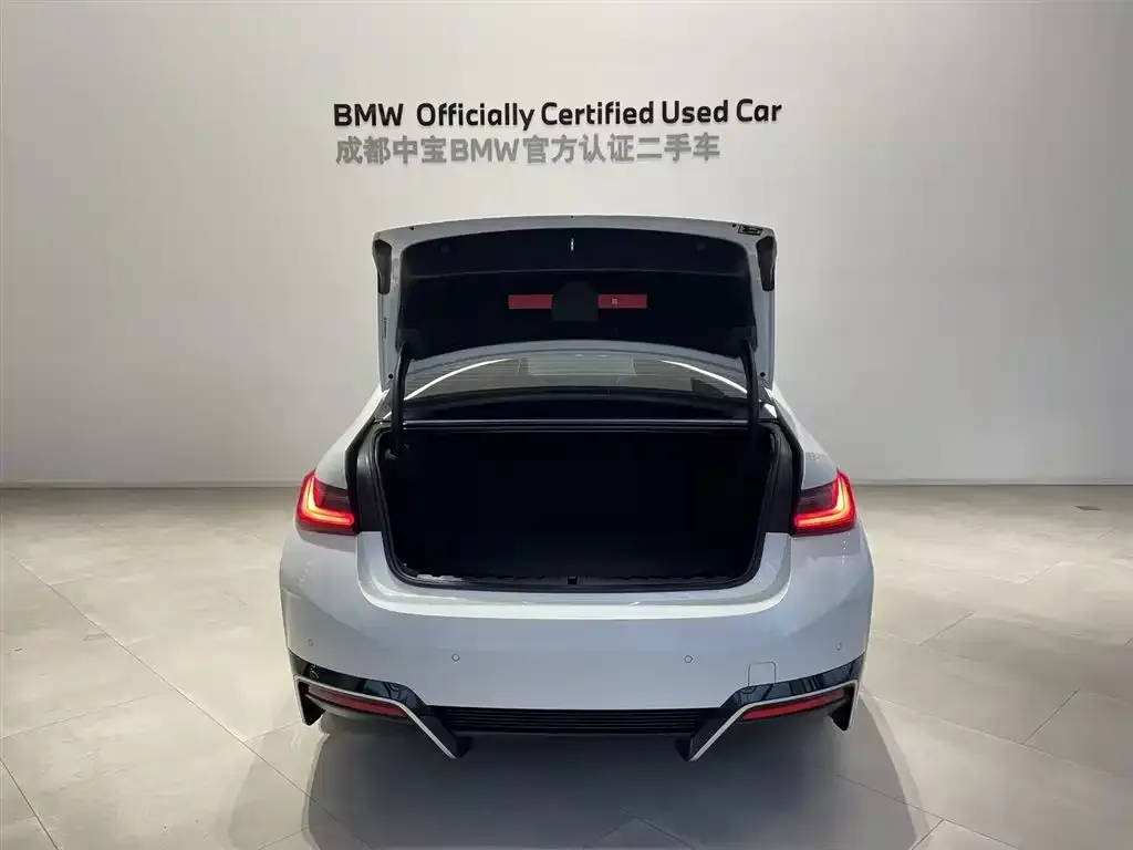 BMW i3 2024 из CN, фото 3